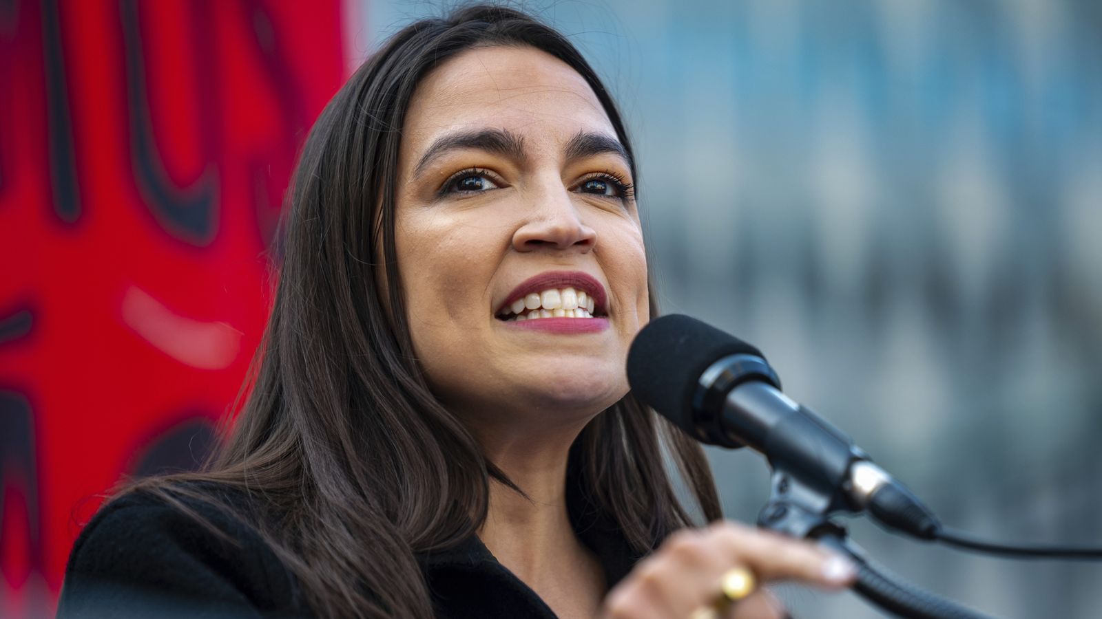 AriW1977's tweet card. As Israel continues to massacre starving civilians, Ocasio-Cortez justified her refusal to support an amendment stripping $500 million from US arms shipments to Israel, claiming it would “cut off...