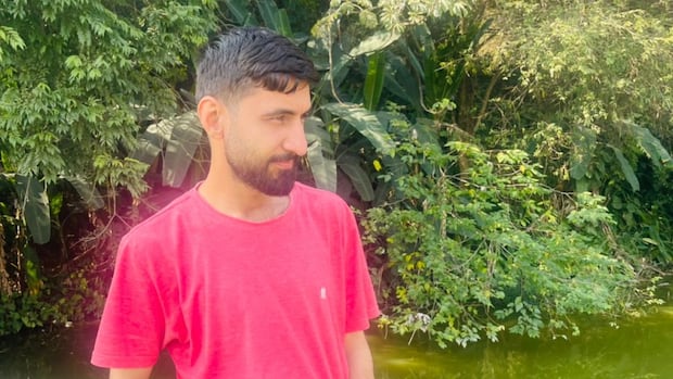oldabredneck's tweet card. A U.S. judge has granted Mohammad Younesi permission to travel to the Canadian border to claim asylum. But his petition to Immigration, Refugees and Citizenship Canada for a permit to make that...