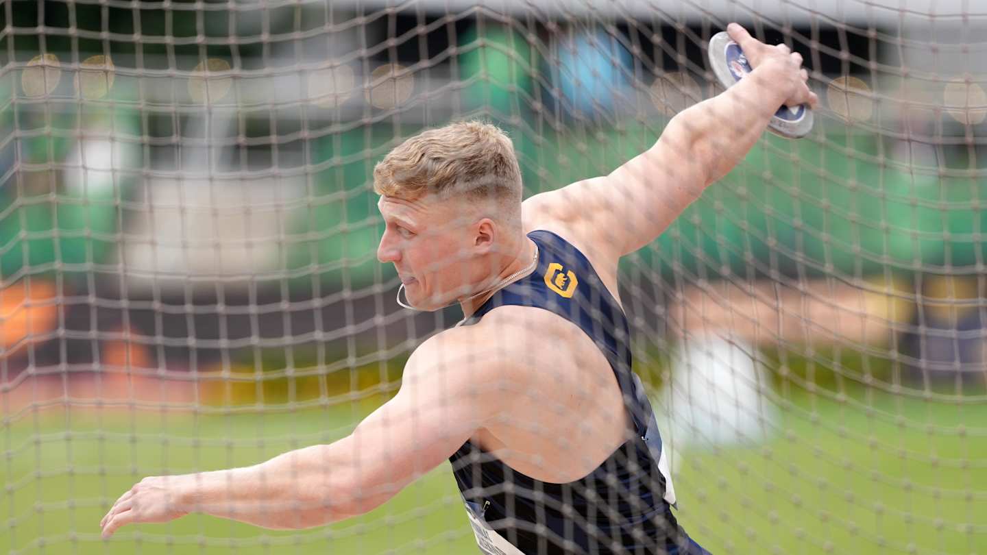 jakecurtis53's tweet card. Cal alum Mykolas Alekna, world-recordholder in the discus, continues to deliver on the international stage. The 22-year-old Lithuania won the London Diamond Lea