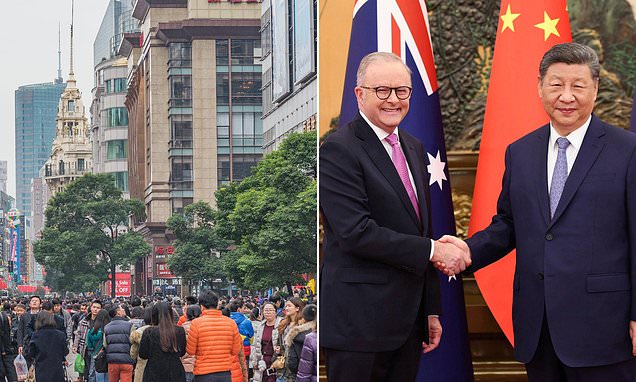 DailyMailAU's tweet card. Almost two years after leaving a Chinese prison, Cheng Lei has described the truth about the Chinese government.