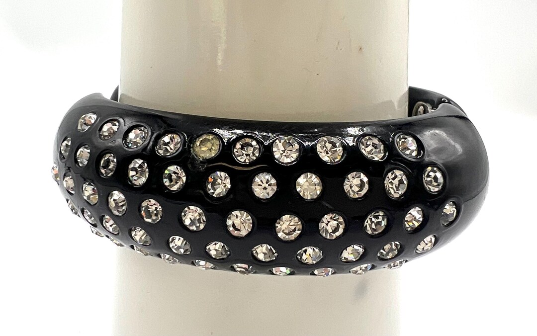 vintagobsession's tweet card. This Bangles item is sold by VintagObsessions. Ships from Fallbrook, CA. Listed on Jul 26, 2025
