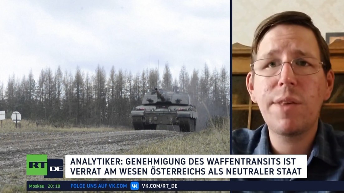 J_M_Jacoby's tweet card. Österreich fungiert zunehmend als militärisches Transitland für die NATO im Ukraine-Konflikt. Berichten zufolge werden Tausende ausländischer Militärfahrzeuge und Flugzeuge durch das Land transport...