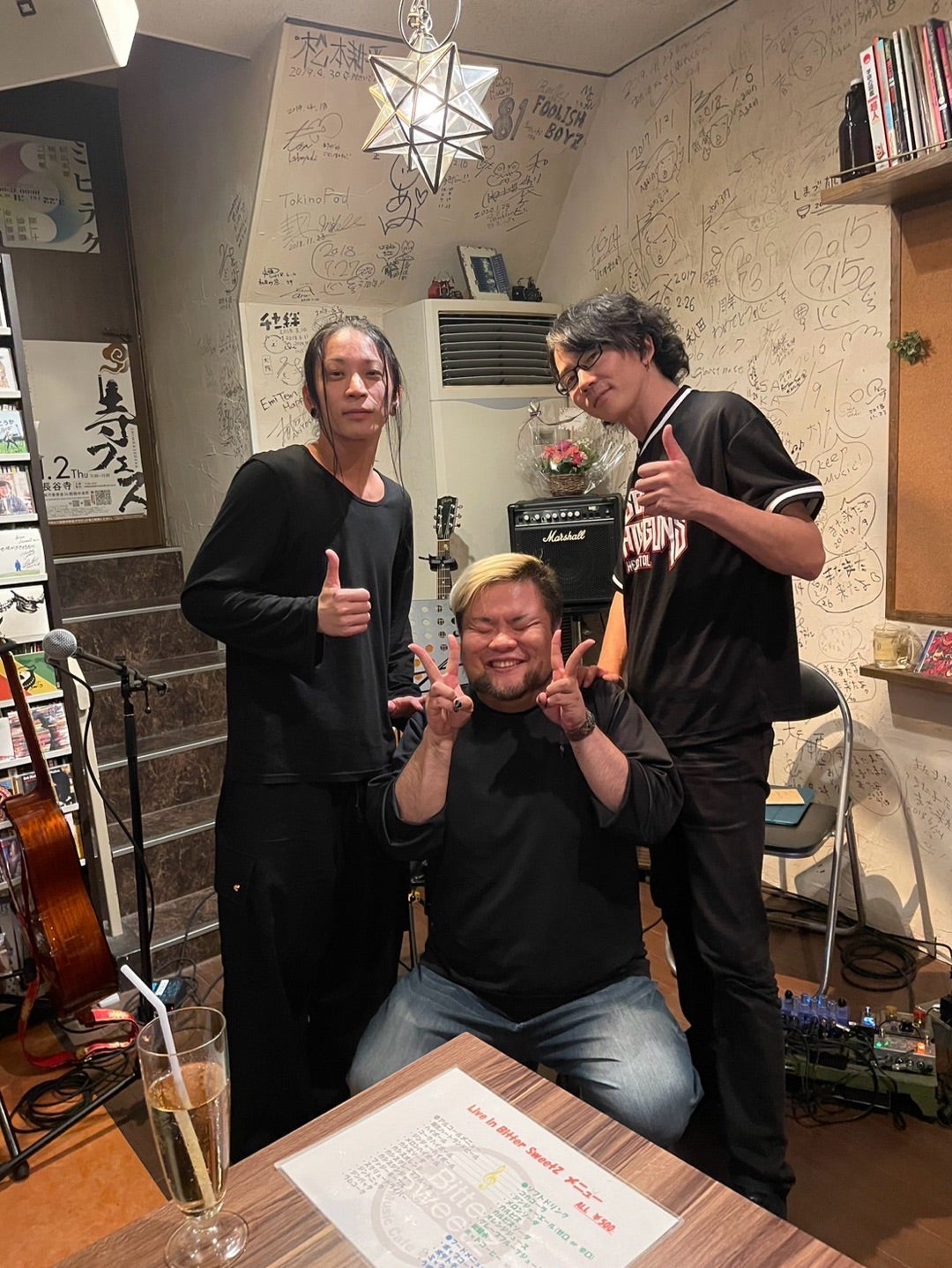 KRS_jk's tweet card. 戻ってきつつ連れてきつつ、食べてもらいつつ、7/26(土)1.夢2.奇声品3.穏やかな日であれ4.愛の歌5.戦いの歌6.2月のバラッド7.やめたぬきありがとう…