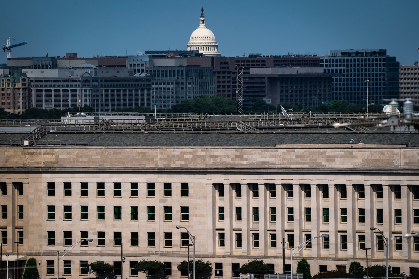 JoeDavidsonWP's tweet card. As President-elect Trump seeks to shrink spending by targeting federal employees, experts note their pay is a much smaller portion of the budget than fees to contractors.