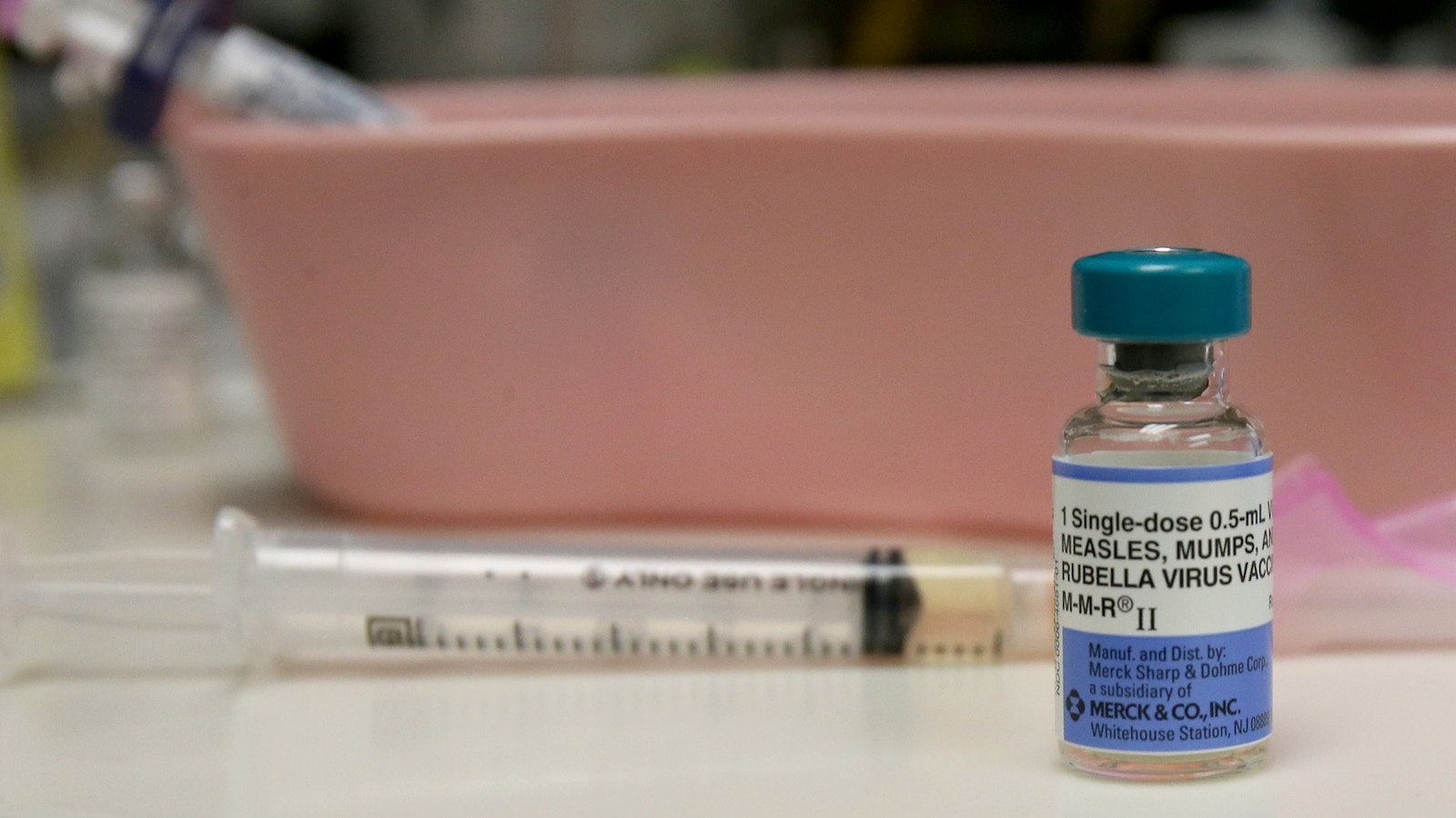 dsitaraman's tweet card. An unvaccinated school-aged child in Texas has died of measles, the first associated with an outbreak that has infected more than 100 people.