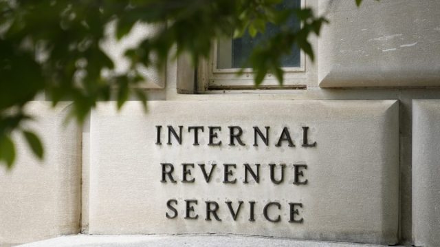 Dsleuth_'s tweet card. Almost 500 IRS employees have been getting paychecks from big private firms before, during or after their time working for the government, according to the agency’s internal watchdog. An anal…