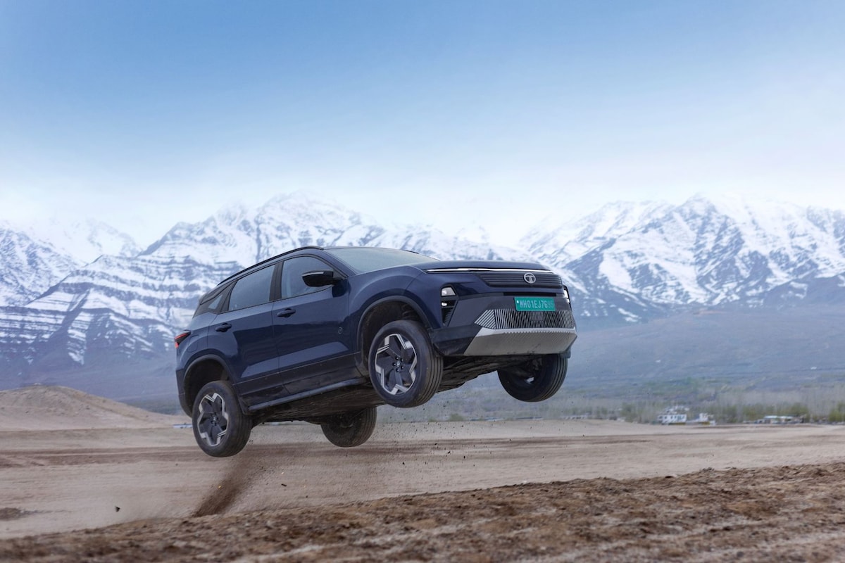 AUTONDTV's tweet card. Tata Harrier.ev is currently sold at a starting price of Rs 21.49 lakh (ex-showroom).