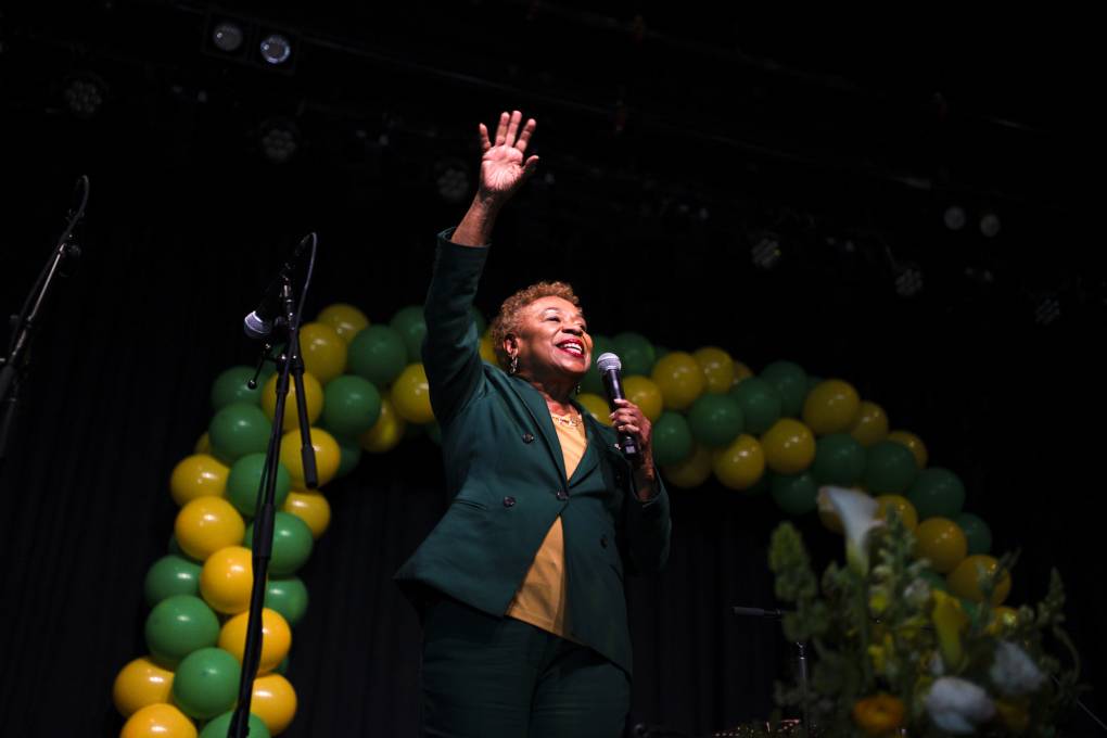 chalexhall's tweet card. Former East Bay Rep. Barbara Lee will be the next mayor of Oakland after former City Councilmember Loren Taylor conceded the race on Saturday.