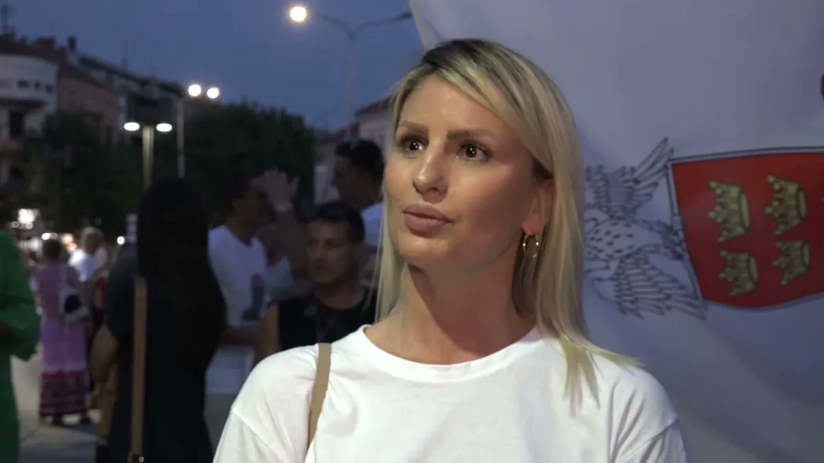 n1srbija's tweet card. "Ovo je jedna farsa, jedna ogromna nepravda naneta i pritvorenima i njihovim porodicama", istakla je za N1 Milica Matović, supruga uhapšenog Ivana Matovića.