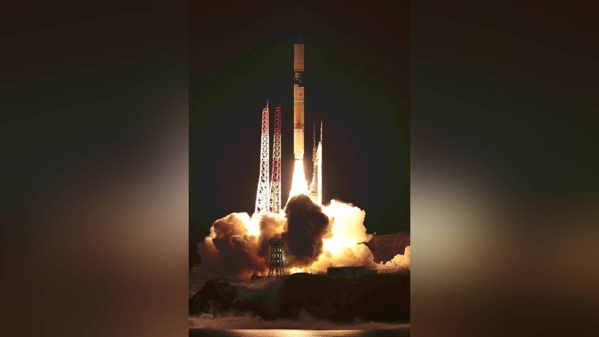 ys_shashin's tweet card. 【読売新聞】　国産主力ロケット「Ｈ２Ａ」の最終号機となる５０号機が２９日午前１時３３分、鹿児島県の種子島宇宙センターから打ち上げられた。ロケットは、搭載した政府の地球観測衛星を正常に分離し、打ち上げは成功した。２０年以上にわたって日