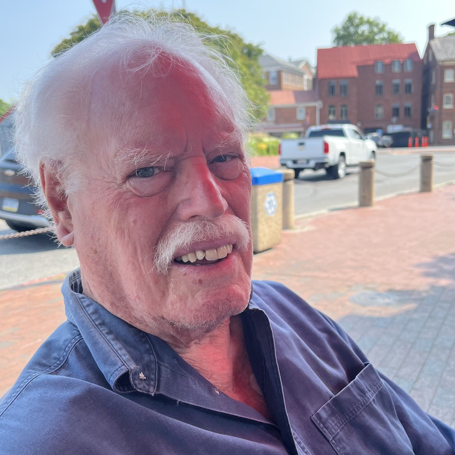 AugensteinWTOP's tweet card. John Lyon, whose 22-year career at WMAL radio in Washington, D.C. coincided with his family’s quiet, determined search for answers in the 1975 disappearance of his young daughters, Sheila and...