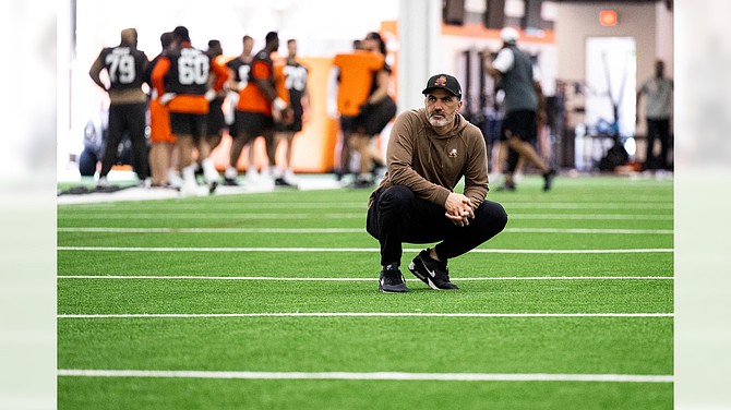 QB_Reads's tweet card. Kevin Stefanski says QB reps won’t be equally divided and the rookies will make up for it with...