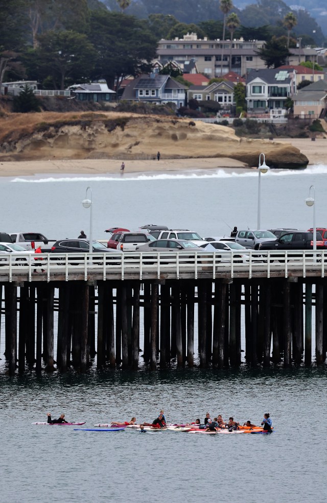 scsentinel's tweet card. A raft of Santa Cruz Junior Guards rests between paddles alongside the Santa Cruz Municipal Wharf this week. Junior Guards is a youth program focused on developing ocean safety skills, physical fit…
