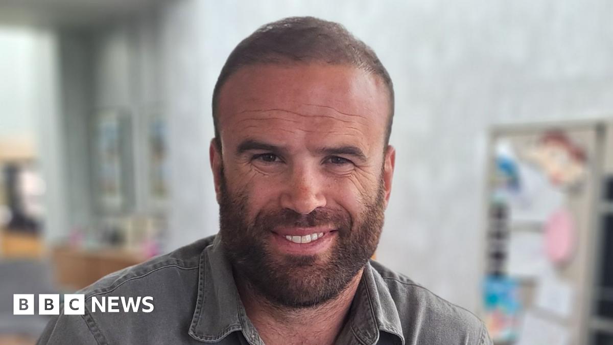 Jamiehuwroberts's tweet card. Jamie Roberts says he is ready to become a doctor and complete his medical training in the NHS.
