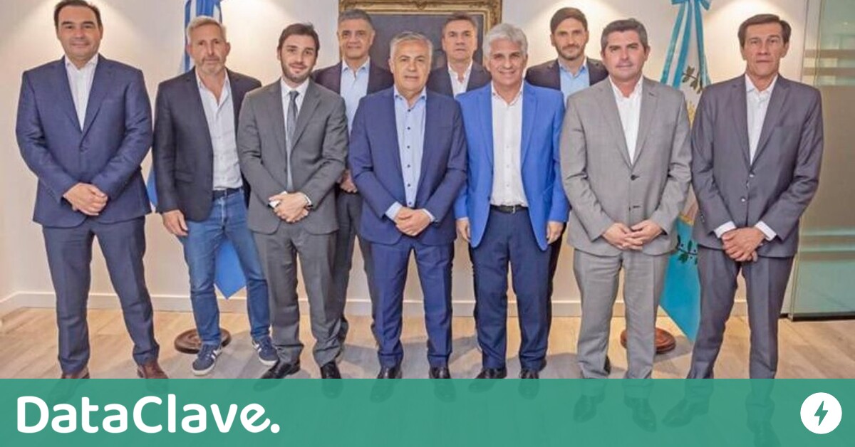 Dataclave's tweet card. El próximo 26 de octubre se llevarán a cabo los comicios legislativos nacionales. En su idea de "pintar de violeta" el país, el Gobierno nacional busca activar alianzas con los gobernadores con el...