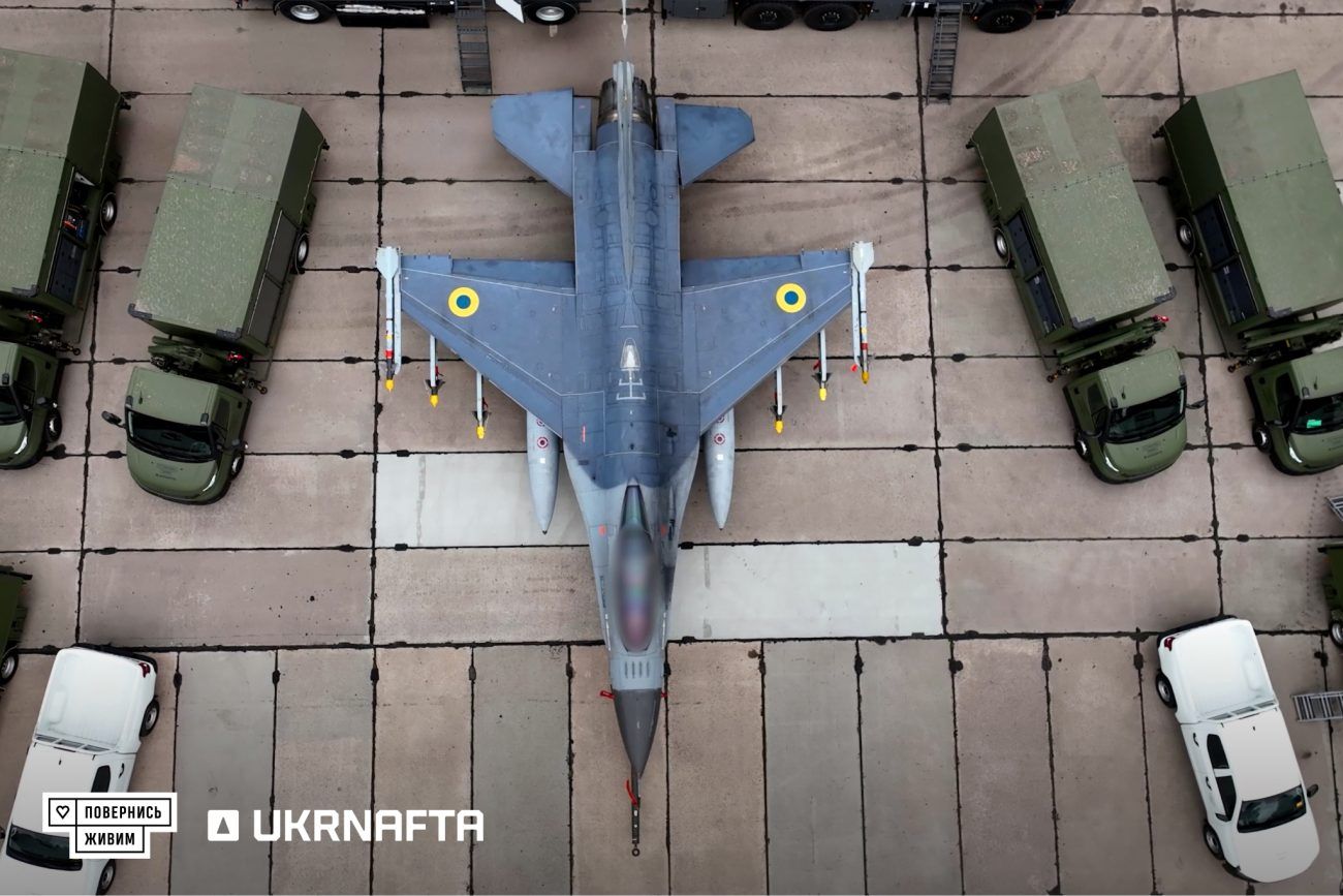 PenttiPerttula's tweet card. Ukraine's fleet of F-16 fighter jets have been given a badly-needed boost with the creation of new mobile maintenance and operations modules which will help them evade Russian ballistic missile...