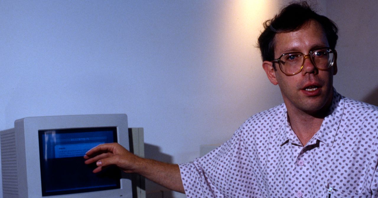 StevenLevy's tweet card. Atkinson’s gleeful brilliance helped people draw on computer screens and access information via links.