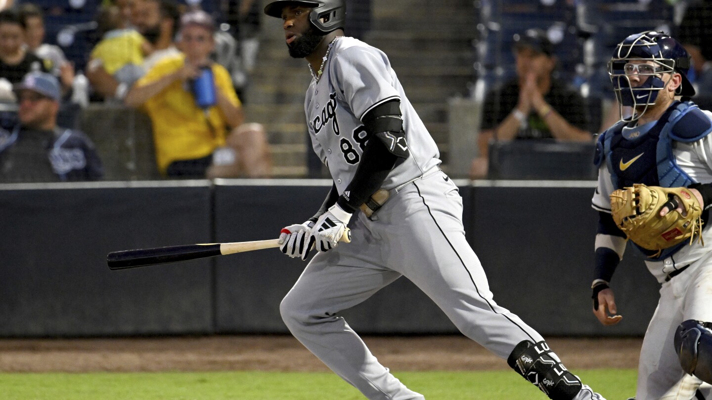 jcohenap's tweet card. White Sox center fielder Luis Robert Jr. is out of the starting lineup for the second straight day because of adductor soreness.