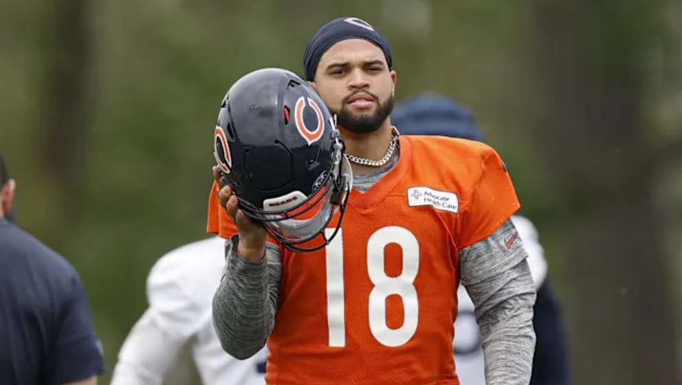 SparkScouting's tweet card. The Chicago Bears entered the 2025 offseason with one goal in mind: build an offense that could support Caleb Williams, arguably the most hyped quarterback