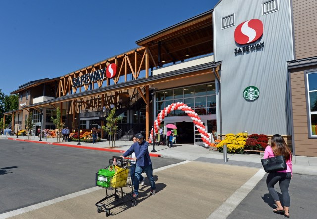 scsentinel's tweet card. The strikes could soon affect over 200 stores throughout the region.