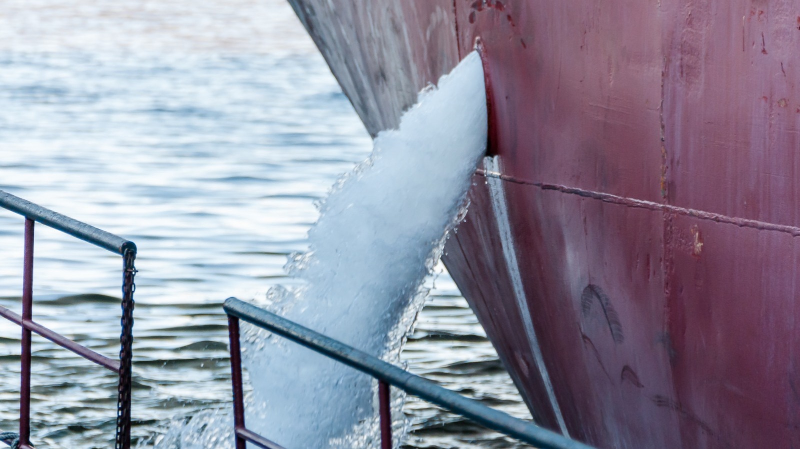 slashgear's tweet card. Ballast prevents ships from tipping, swaying, or becoming impossible to steer. Solid or water ballast is added to ships to make them more stable.