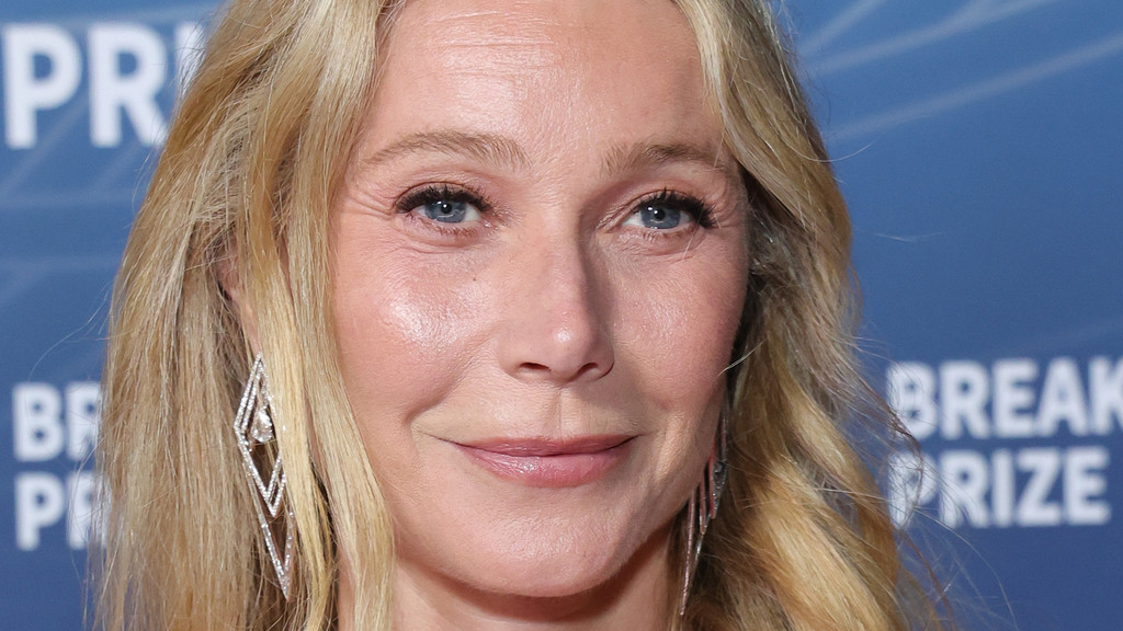 YahooEntsUK's tweet card. Astronomer, the company whose CEO resigned after being caught on kiss cam at a Coldplay concert, has hired actress Gwyneth Paltrow as a temporary spokesperson. "Thank you for your interest in...