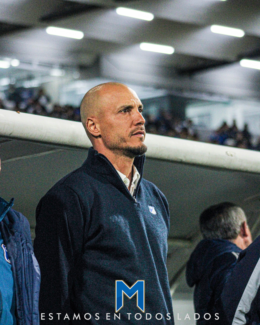 MundoMillos's tweet card. En la rueda de prensa tras la derrota ante La Equidad, el DT de Millonarios manifestó: "yo me comprometo a ser campeón, no existe otra cosa".