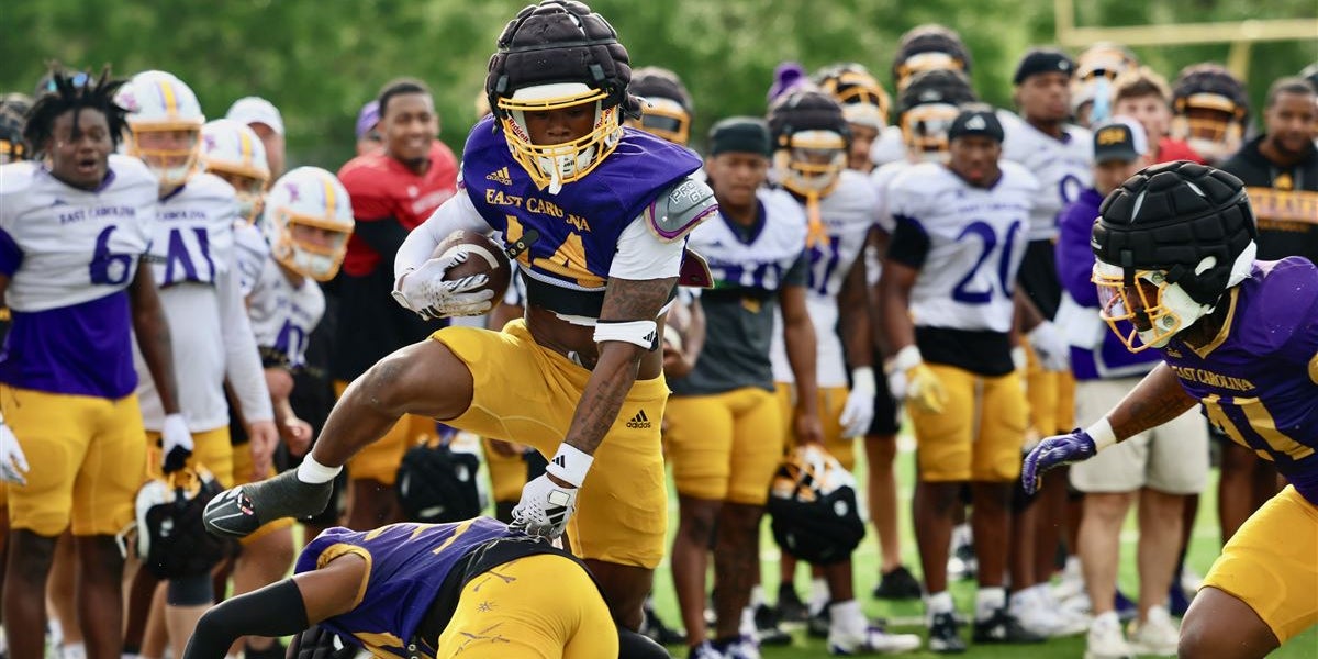 StephenIgoe's tweet card. The Pirates basically have a brand new cornerback room entering the 2025 season.