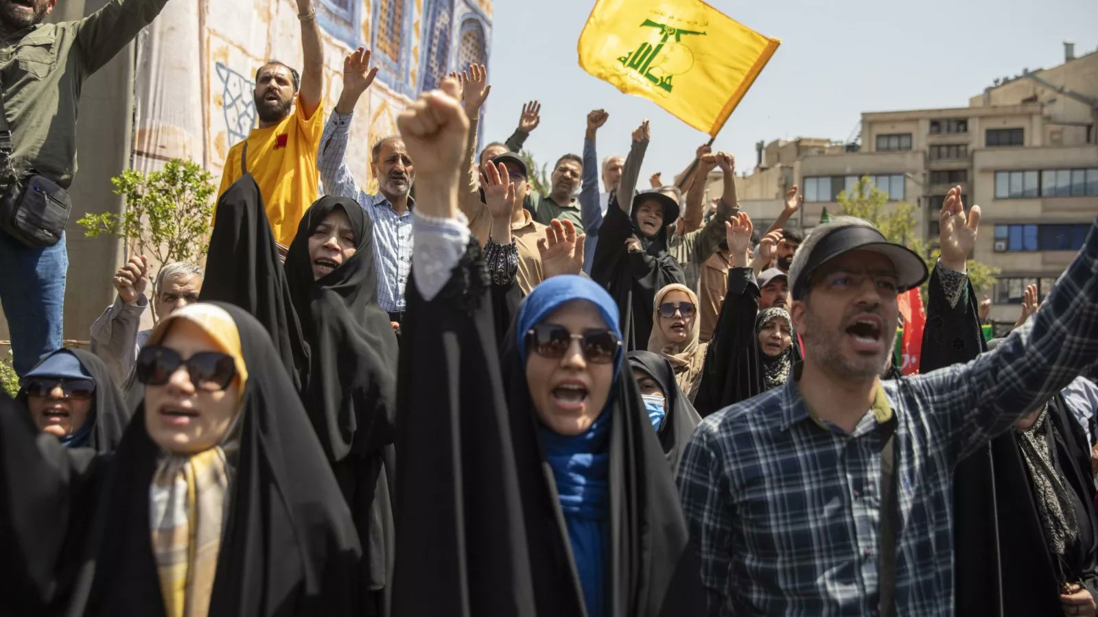 ShaolinTom's tweet card. "Iran is a strong country capable of defending itself," a Hezbollah spokesperson told Newsweek.