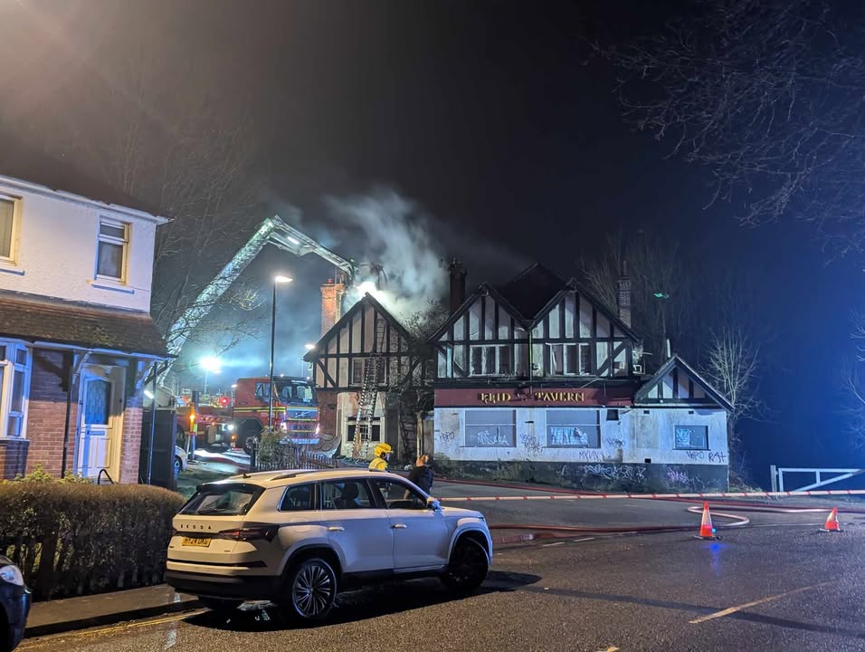 dailyecho's tweet card. A vacant pub in Southampton which has been blighted by fires and anti-social behaviour is finally set to be redeveloped