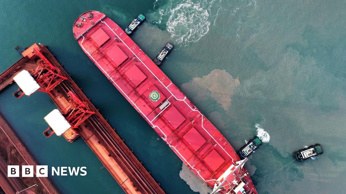 PaulaPereda8's tweet card. Countries break ten-year deadlock to agree measures to reduce commercial shipping emissions.