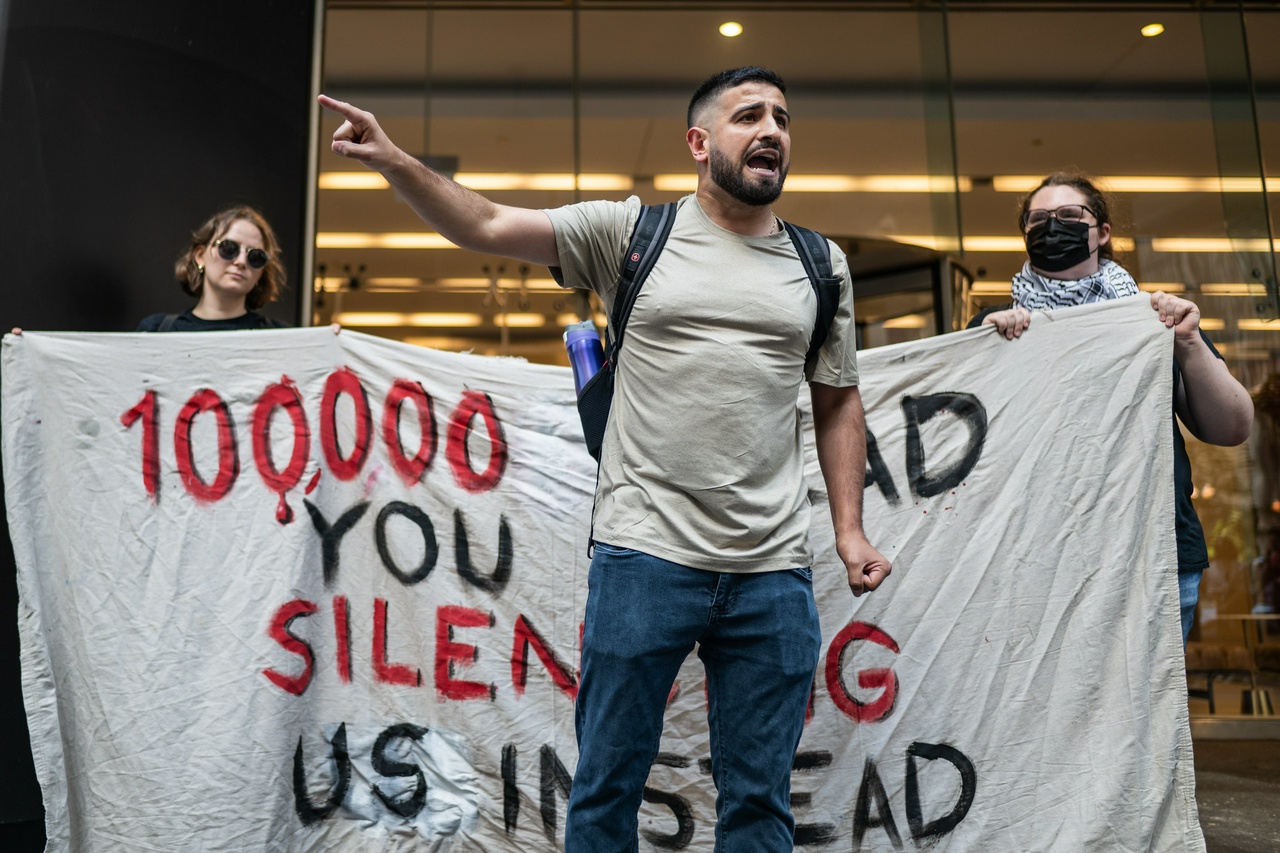 RichardBerg8's tweet card. On July 10, Students for Justice in Palestine and their allies came out in force at the Chicago office of the American Israel Public Af...