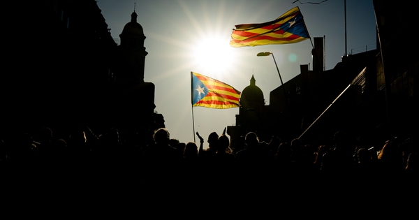 michaelreid52's tweet card. El PSOE está dejando de existir para convertirse en una organización ancilar del Partido de los Socialistas de Catalunya (PSC) que, a su vez, ha entrado en simbiosis de interés con el separatismo de...