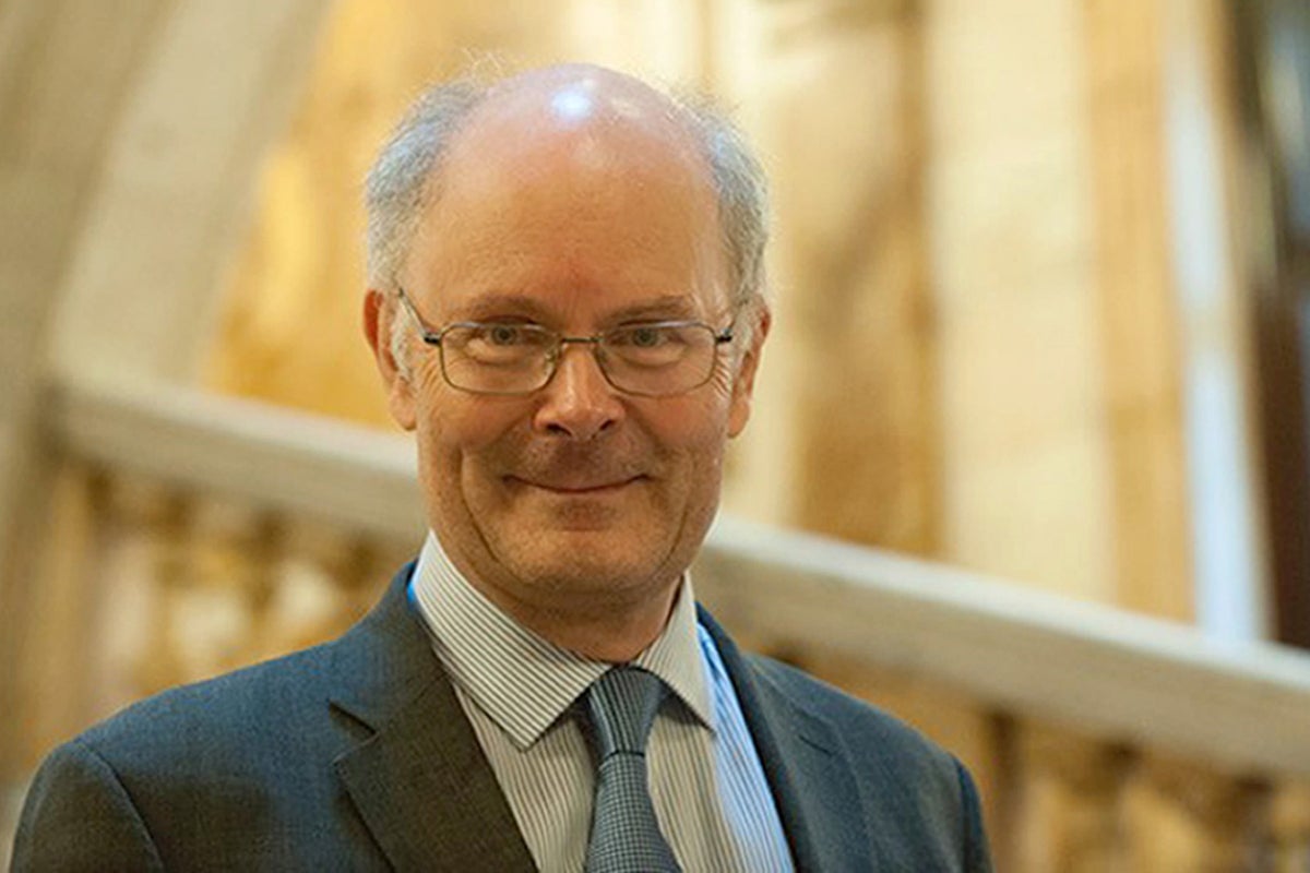 whatukthinks's tweet card. How the votes at the local elections were spread will give concern for Labour as much as Tories, says politics professor and electoral analyst Sir John Curtice