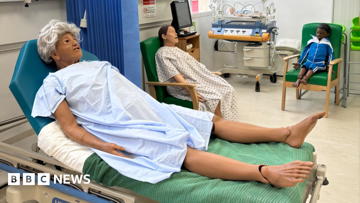 UoB_SASS's tweet card. The SIM Street facility is using simulations and technology to educate Luton healthcare students.