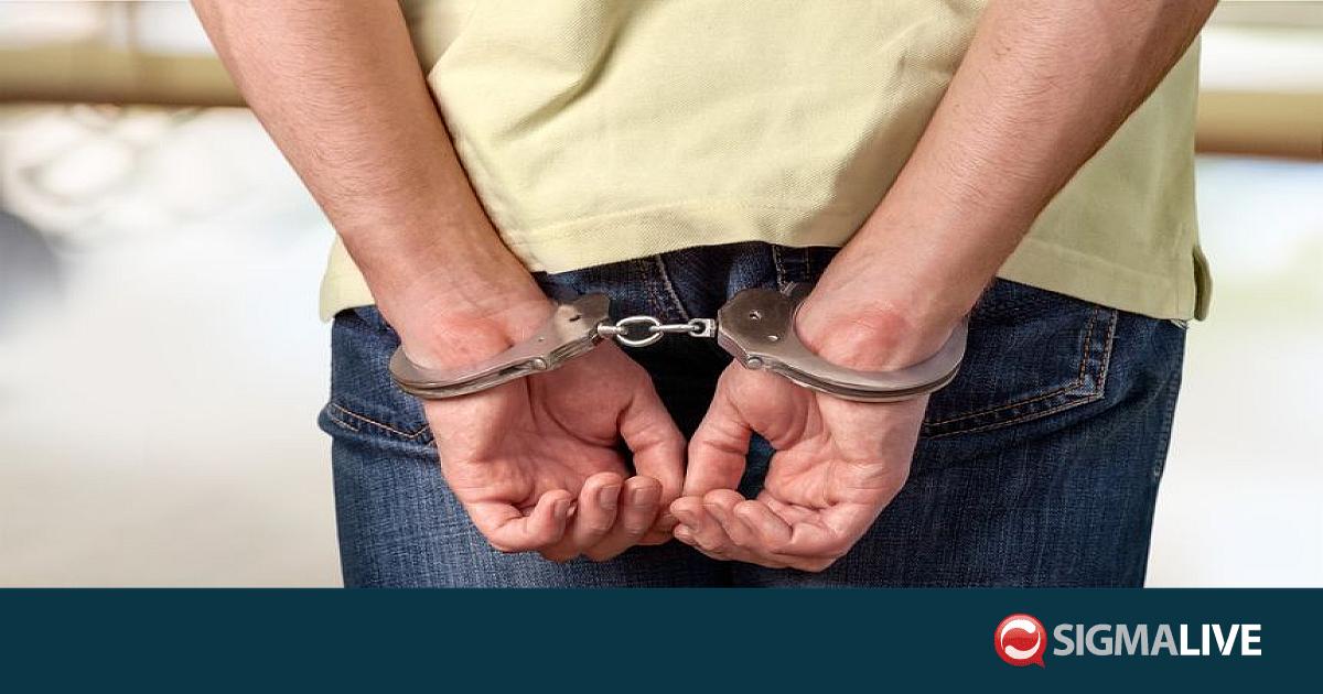 Sigmalivecom's tweet card. Έκλεψε από ανεγειρόμενη οικοδομή κεραμικά αλλά επέστρεψε για περισσότερα
