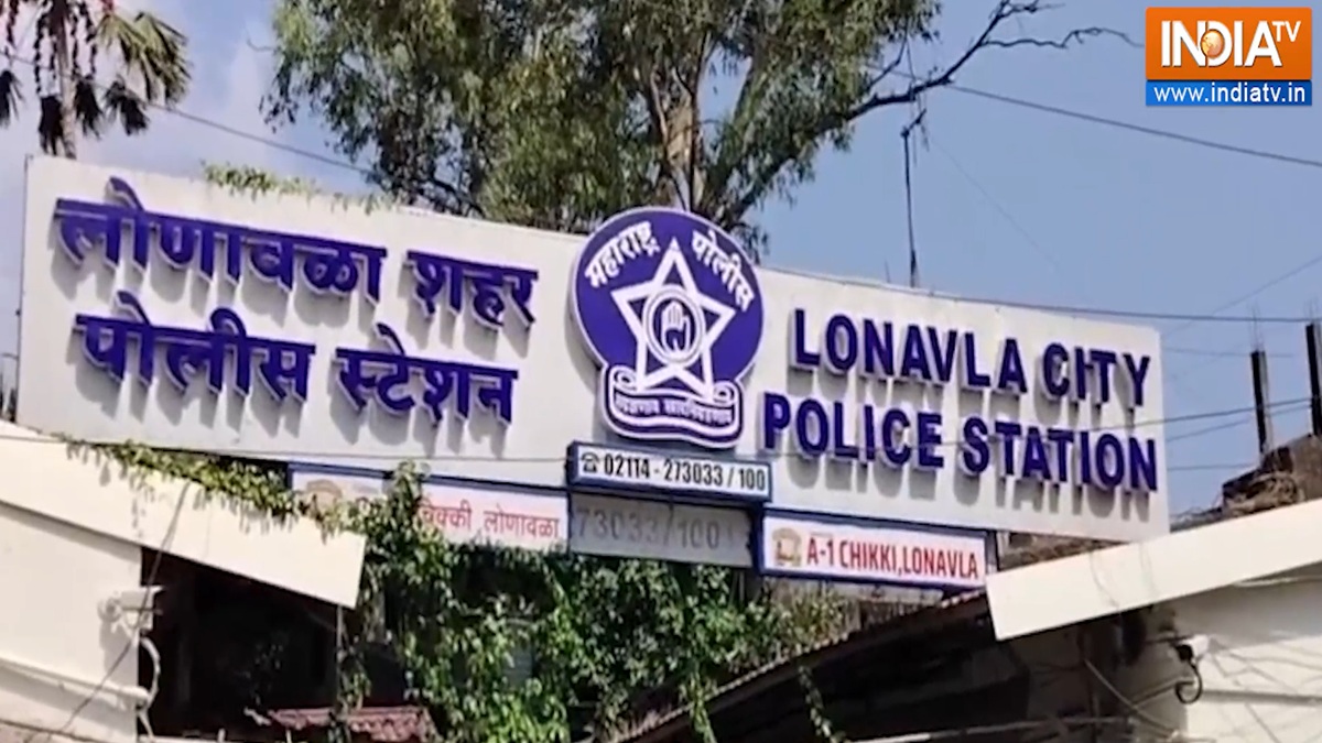 kartik_chau's tweet card. As per the FIR filed by Lonavala City Police, three men, aged between 25 and 35, forcibly abducted the woman while she was walking alone. They then drove her to several secluded spots, where they...
