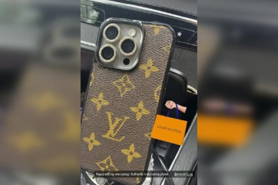 MasidiM's tweet card. SINGAPORE: An Instagram seller who sold fake Louis Vuitton items as authentic and ghosted the High Court during court proceedings has been ordered to pay S$200,000 in damages to the French luxury...