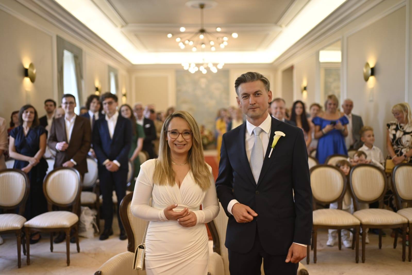 BlaskOnline's tweet card. Posłanka partii Razem Marcelina Zawisza wyszła za mąż. W mediach społecznościowych pochwaliła się zdjęciami z uroczystości, a także pokazała, jaki nietypowy środek transportu wybrała w tym wyjątkowym...