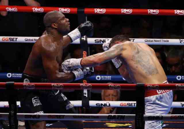 UFC21's tweet card. Oleksandr Usyk Stops Daniel Dubois At Wembley Stadium Oleksandr Usyk was largely expected to beat Daniel Dubois again, but not many predicted that he would do it in much more emphatic fashion the s…