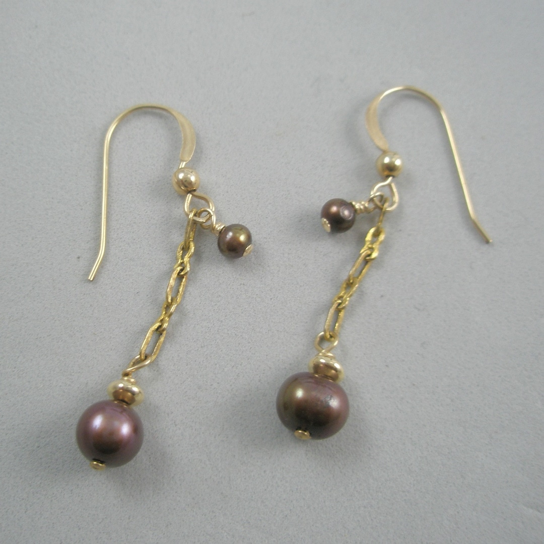 stoneberri's tweet card. This Dangle & Drop Earrings item is sold by Stoneberri. Ships from Round Hill, VA. Listed on Apr 11, 2025