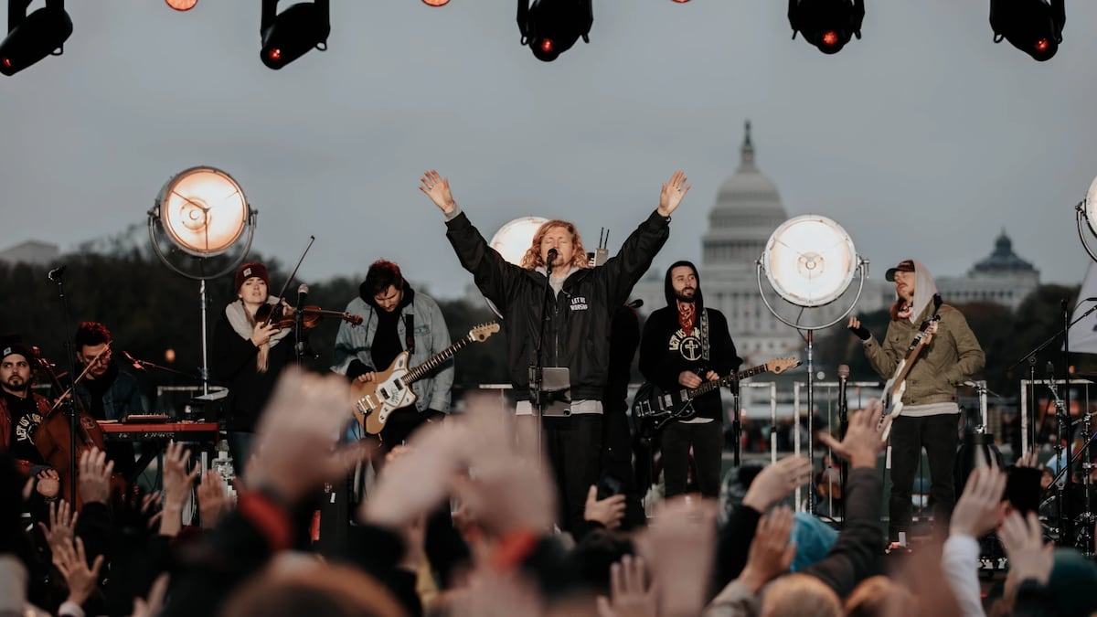SomewhereInAB's tweet card. Dozens of faith leaders in Oregon, Washington and Idaho sent a letter to local lawmakers last week protesting a tour by Sean Feucht, a Christian missionary and musician who spreads hateful, anti-LG...
