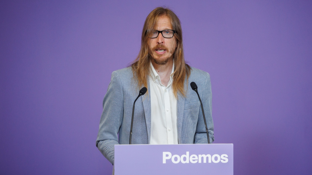 ElenaRamallo3's tweet card. El secretario de Organización y coportavoz de Podemos, Pablo Fernández, ha criticado la ley que presentará el PSOE en el Congreso para abolir la