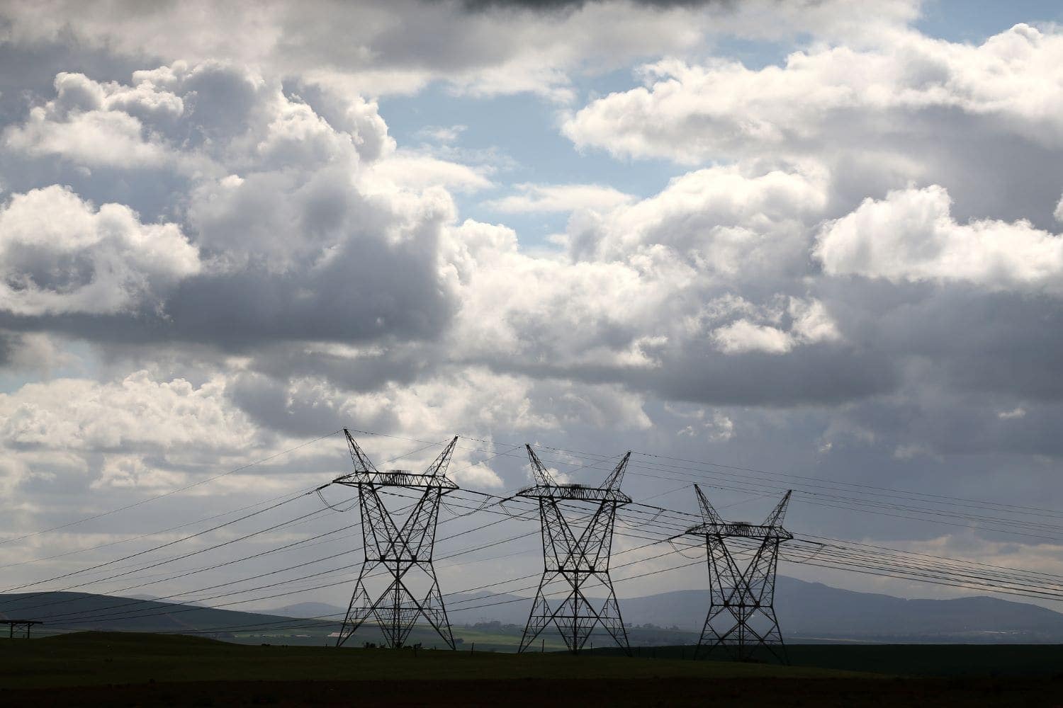 fugly_cat's tweet card. Four municipalities in the Free State have two months to convince Eskom not to switch their electricity off.