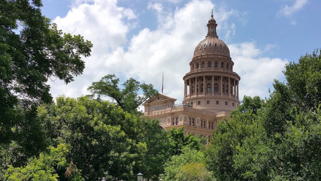 TexPIRG's tweet card. Huge vote margin sends clear signal: Don’t e-mess with Texas