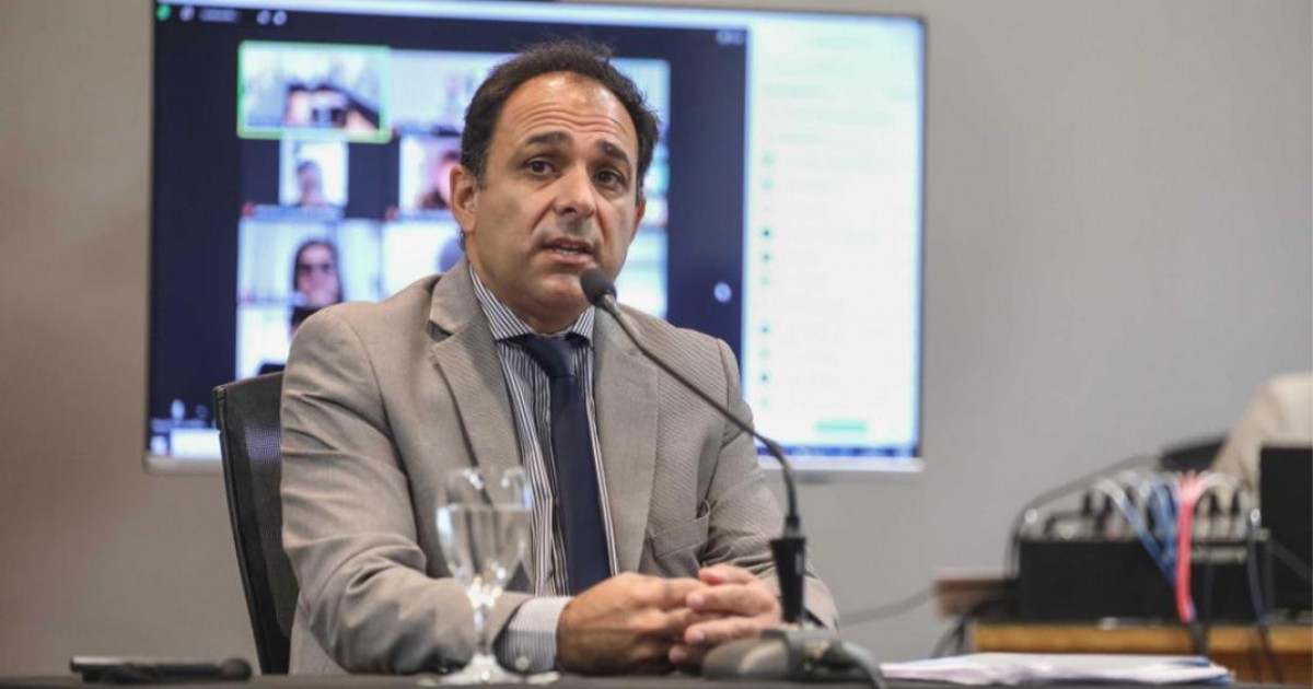 LPOArg's tweet card. El schiarettista Juan Manuel Delgado desconoció al adjunto nombrado por Llaryora. En el Tribunal Superior y en la Fiscalía General se desató una guerra por la sucesión.