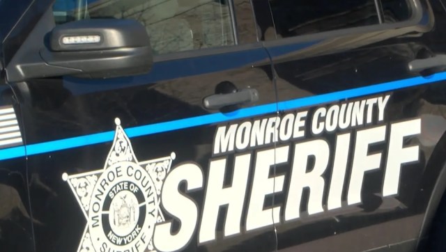 News_8's tweet card. ROCHESTER, N.Y. (WROC) — A Rochester man has been arrested after incidents Saturday involving a crowbar and a hammer. Monroe County Sheriff’s Deputies responded to the Delta Sonic on Penfield…