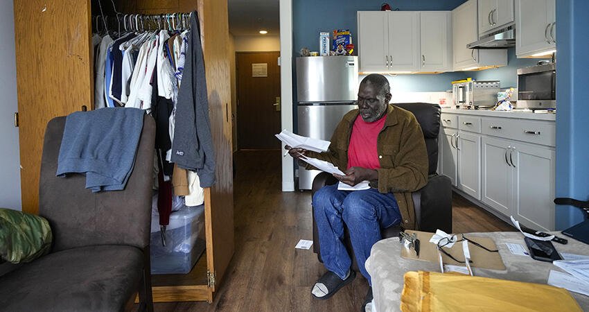 Housing360's tweet card. Misconceptions about Housing First ignore decades of evidence of its effectiveness. To end homelessness, policymakers should invest in evidence-backed solutions, such as permanent supportive housing.