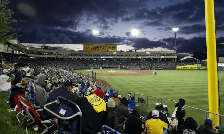 themick23's tweet card. Find out which MLB offenses have the best matchups for the upcoming week as we unveil the Week 19 Hitting Planner.