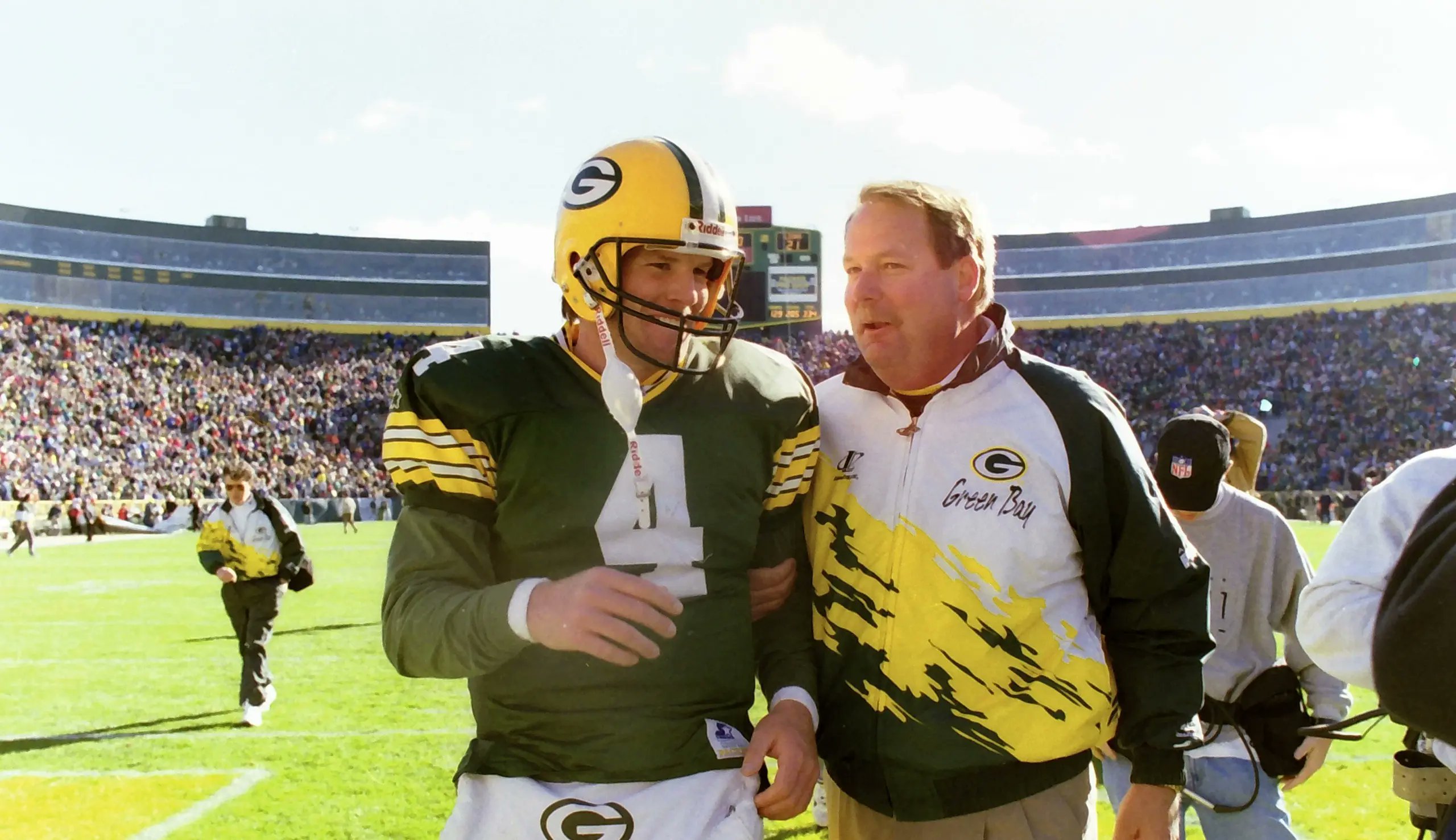 StopCTE's tweet card. Explore Brett Favre's remarkable journey from NFL icon to advocate for football safety and brain health.
